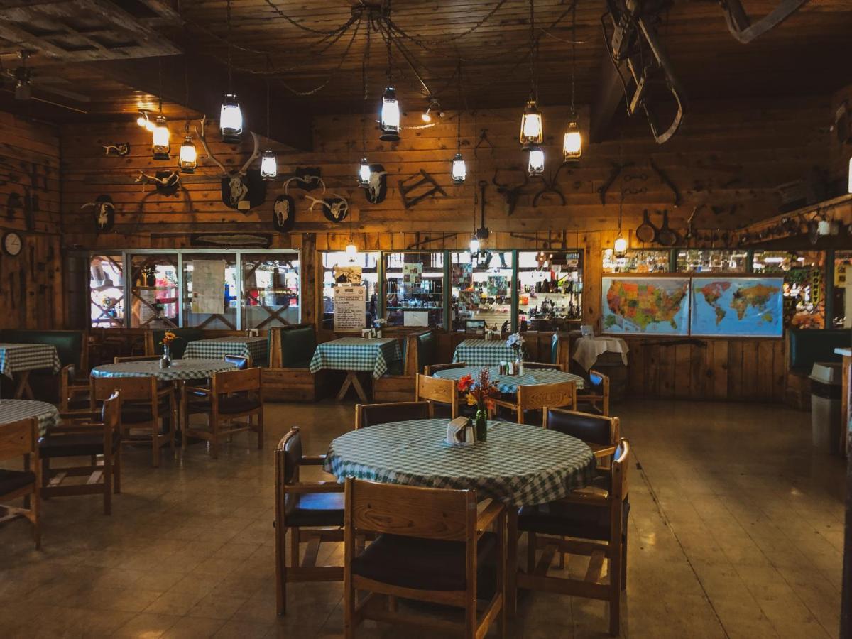 Grand Canyon Caverns Inn Peach Springs Esterno foto