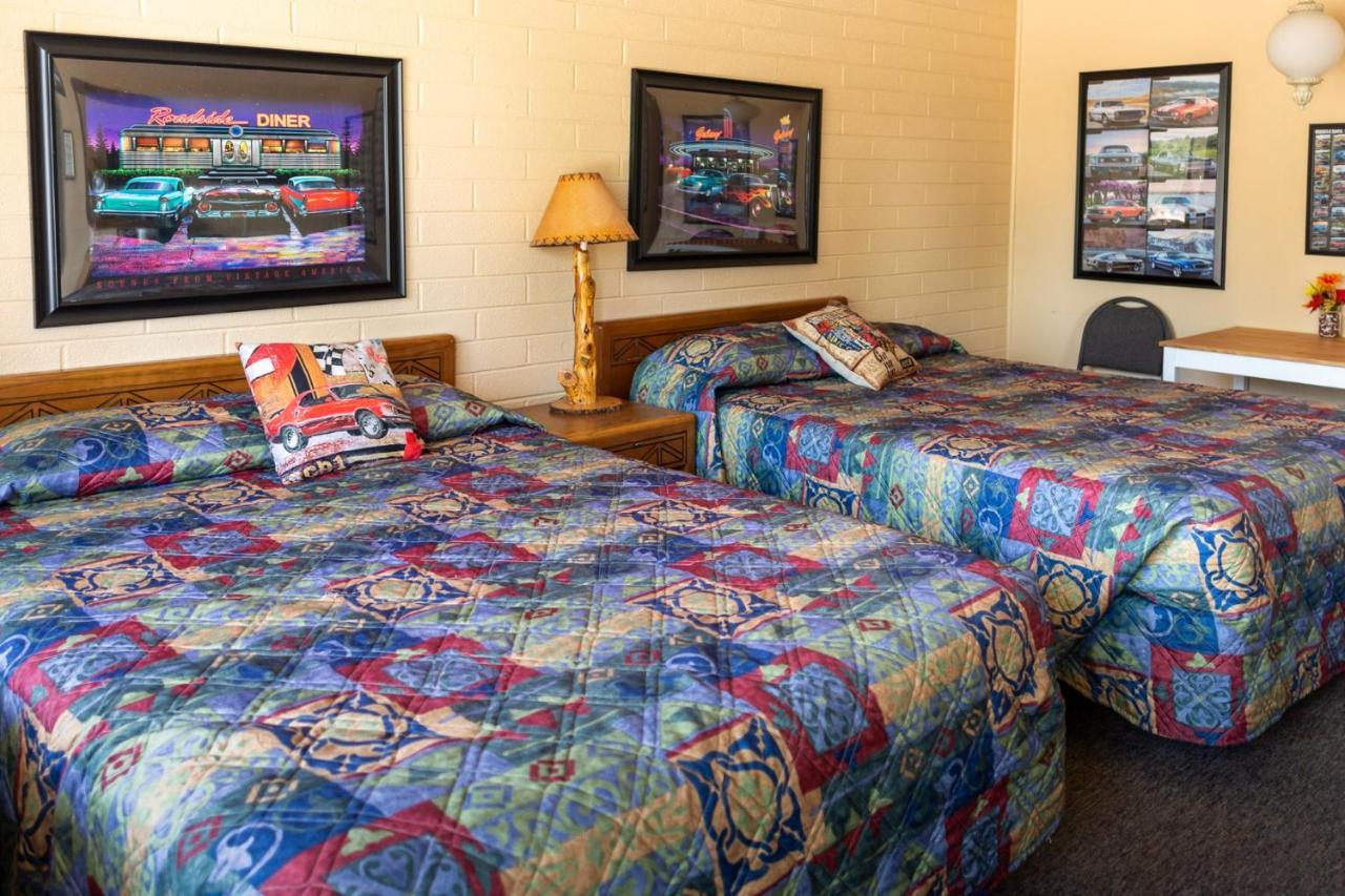 Grand Canyon Caverns Inn Peach Springs Esterno foto