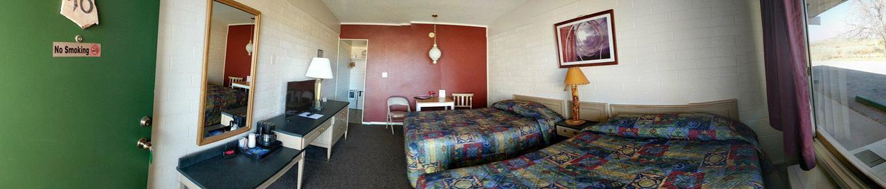 Grand Canyon Caverns Inn Peach Springs Esterno foto